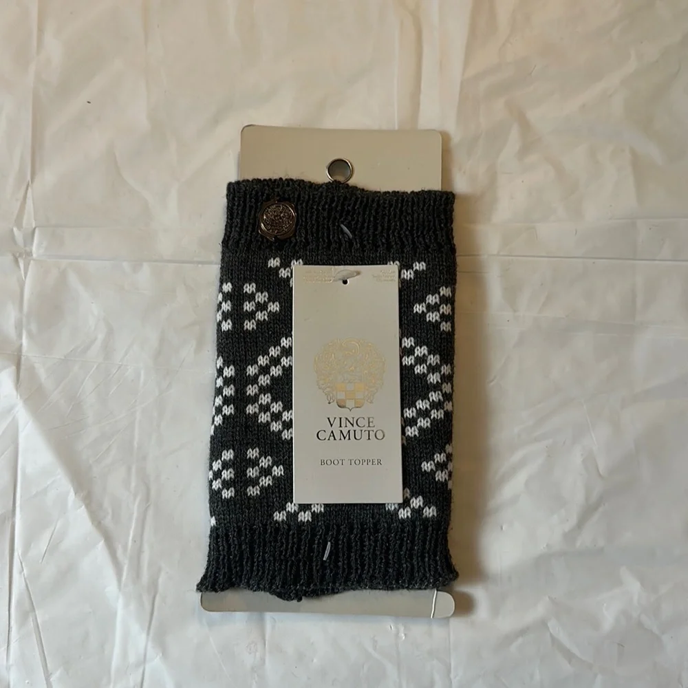 Vince Camino Boot Topper Gray and White One Size